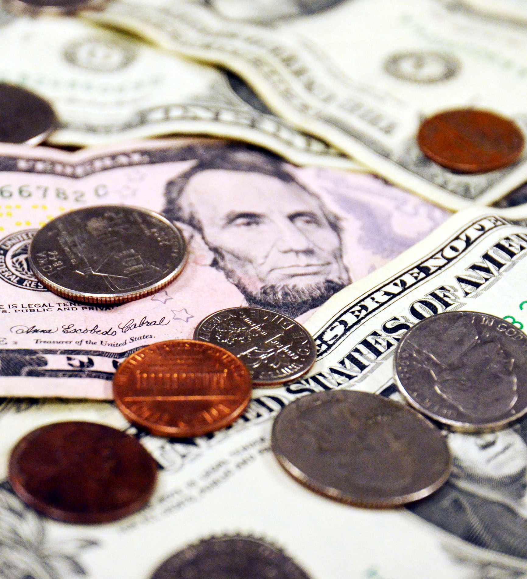 <strong><font color="blue">CURRENCY-CONVERTER. Click to read <strong><font color="blue">CURRENCY-CONVERTER. Click to read